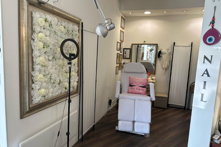Ink & Chic Firenze - Onglerie Firenze FI - Photo de galerie - OneBooking