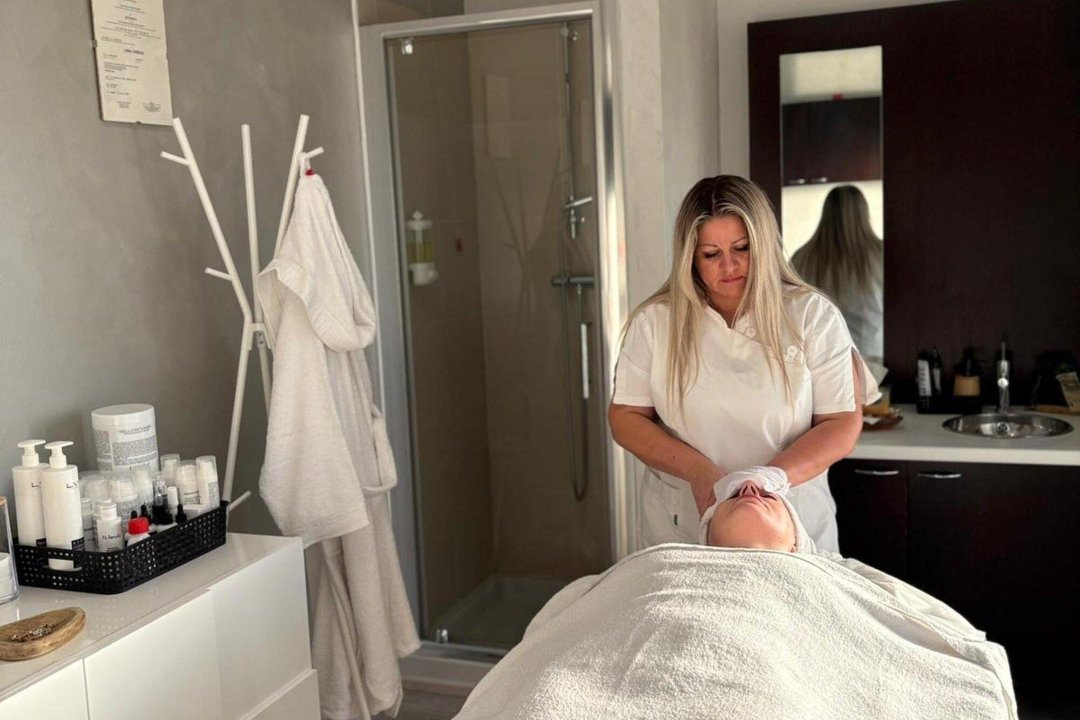 Lidia Estetica Massaggi, Pisogne, Segrate