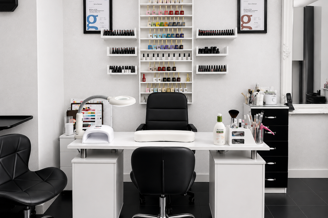 Nails By Parva, Burnage, Manchester