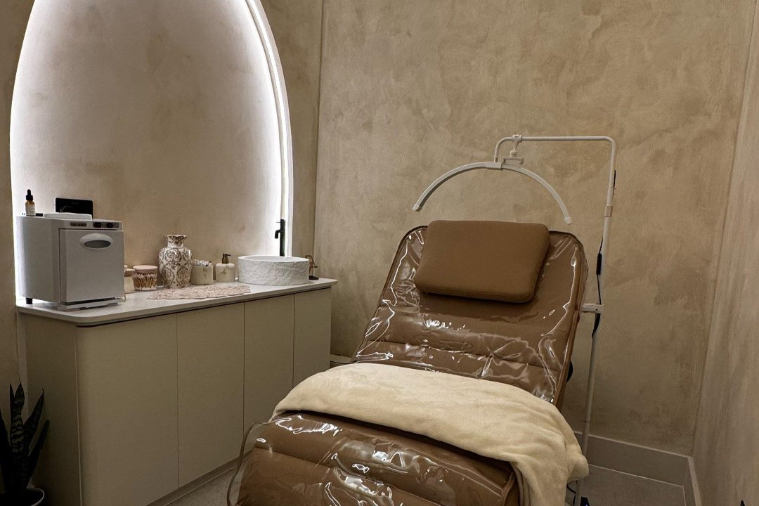 Eli Beauty, Vincent Square, London