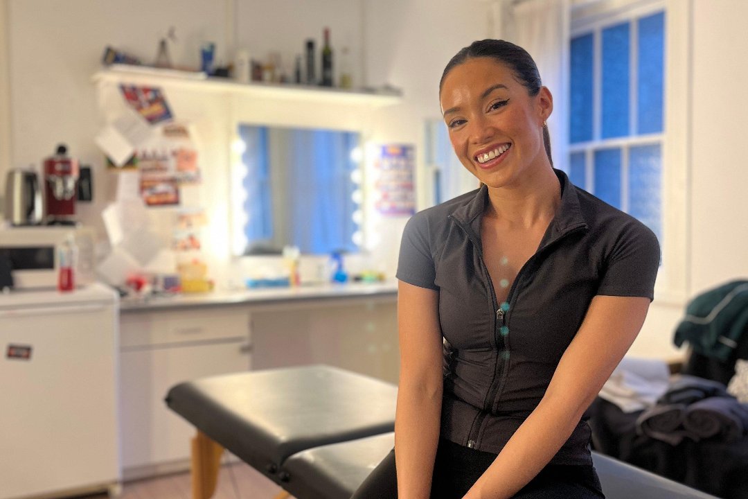 Charlotte Coggin Sports Massage, Angel, London