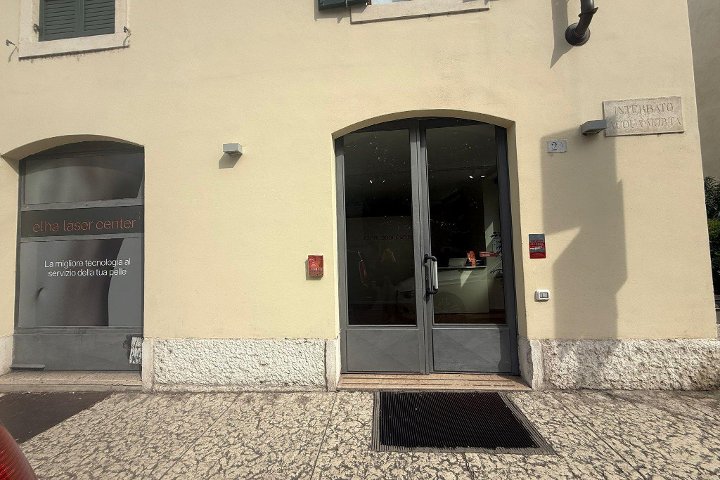 Elha Laser Center - Verona - Épilation Verona (VR) - Photo de galerie - OneBooking