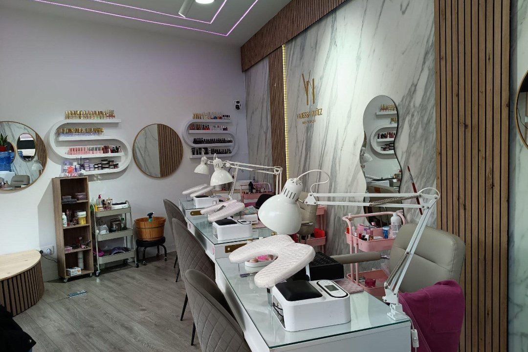Vanessa Núñez Beauty Salón, Zofio, Madrid