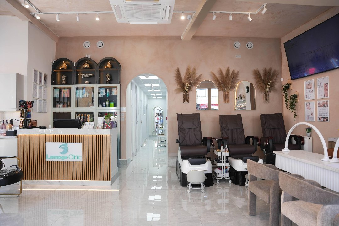 Lemoge Clinic - High Barnet, Spires Shopping Centre, London