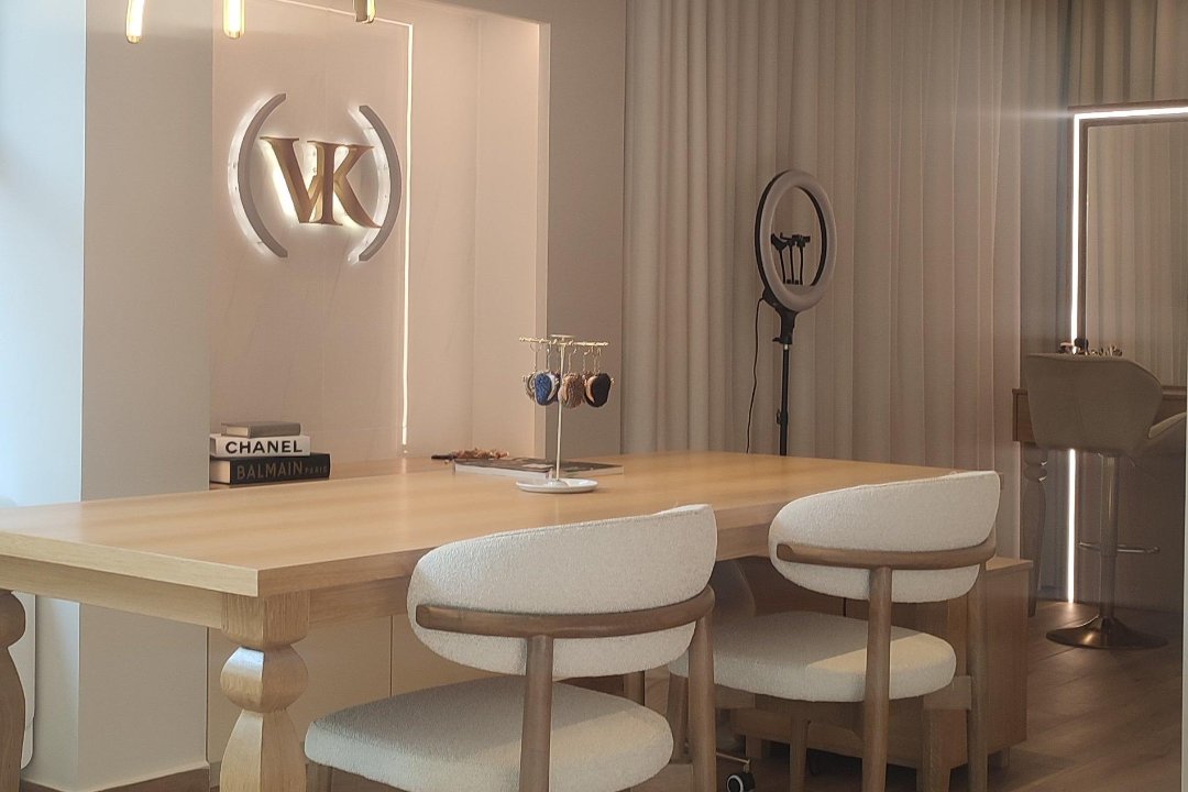 VK Makeup Studio, Άλιμος, Αττική