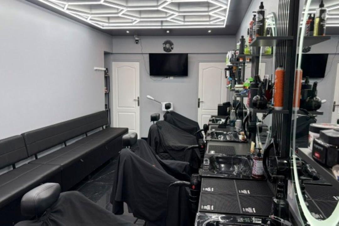 Adem BARBERSHOP, Île-de-France