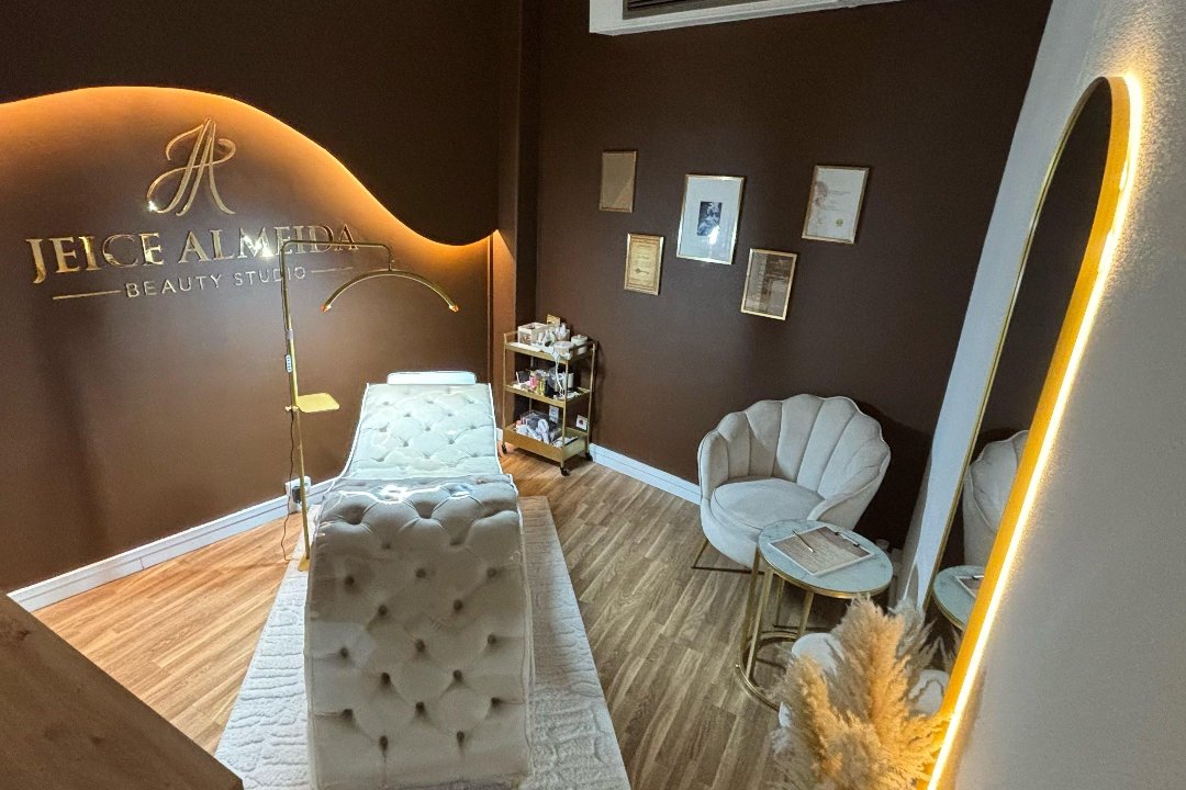 Jeice Almeida Studio Beauty, Almada