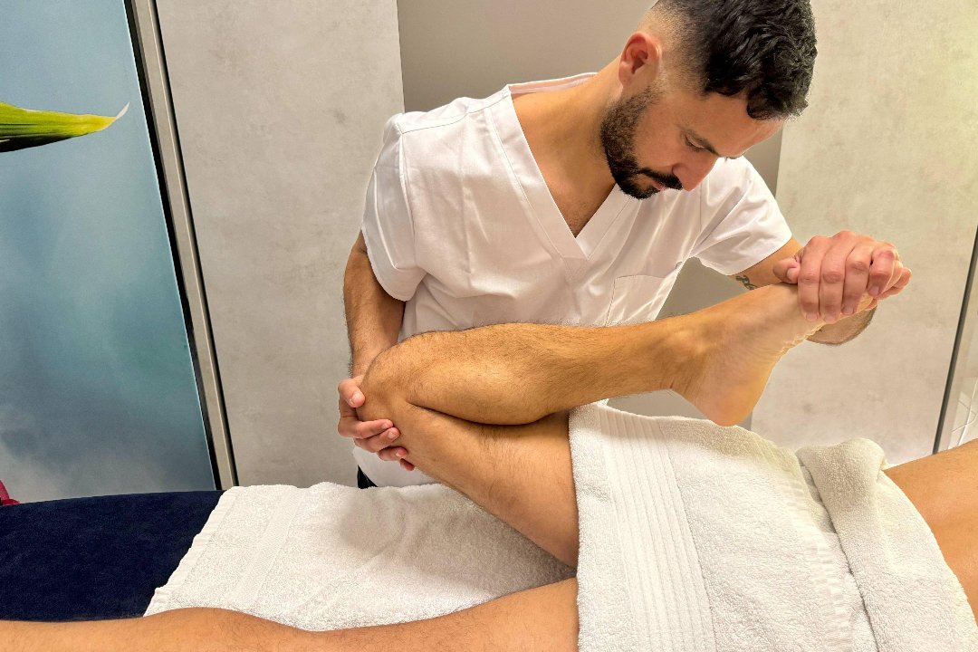 New Philosophy Massage, Marina, Cagliari