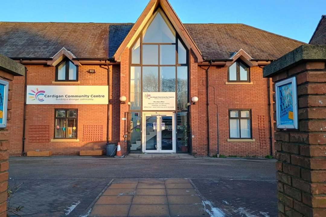 Divine Shine, Burley, Leeds