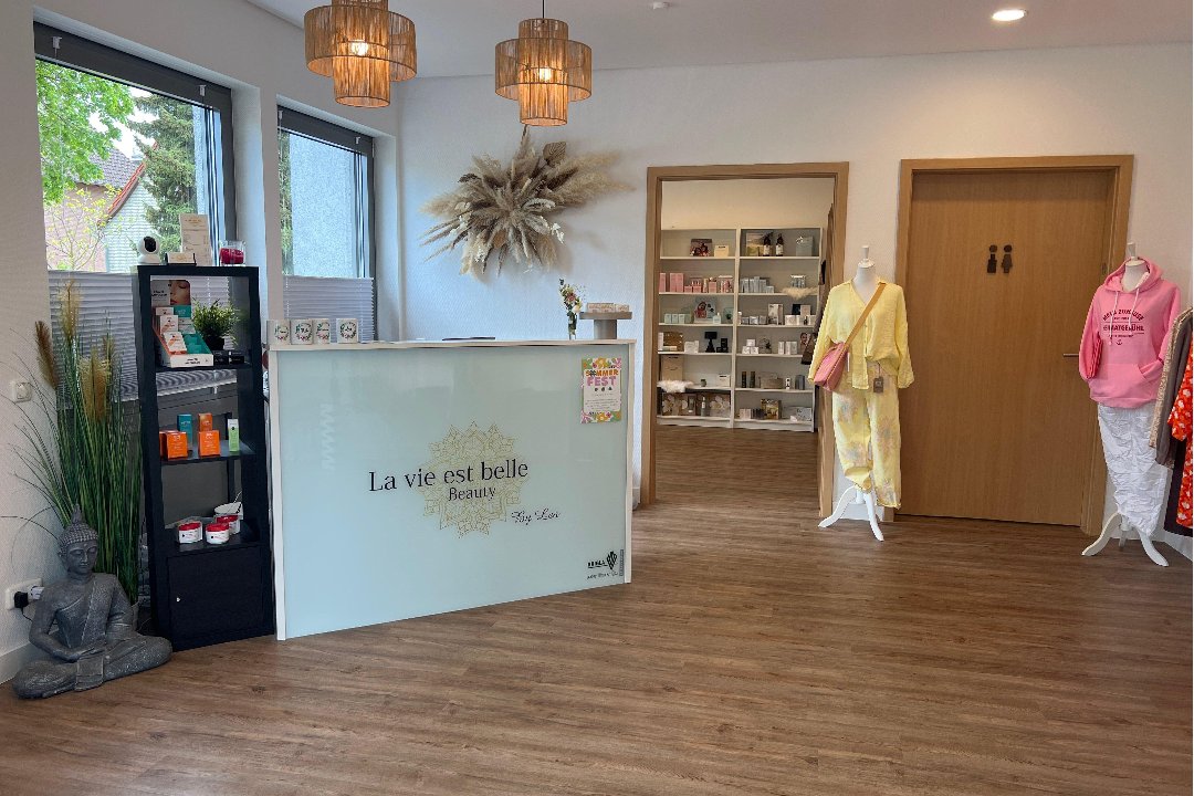 La Vie Est Belle Beauty By Lea, Hessisch Oldendorf, Niedersachsen