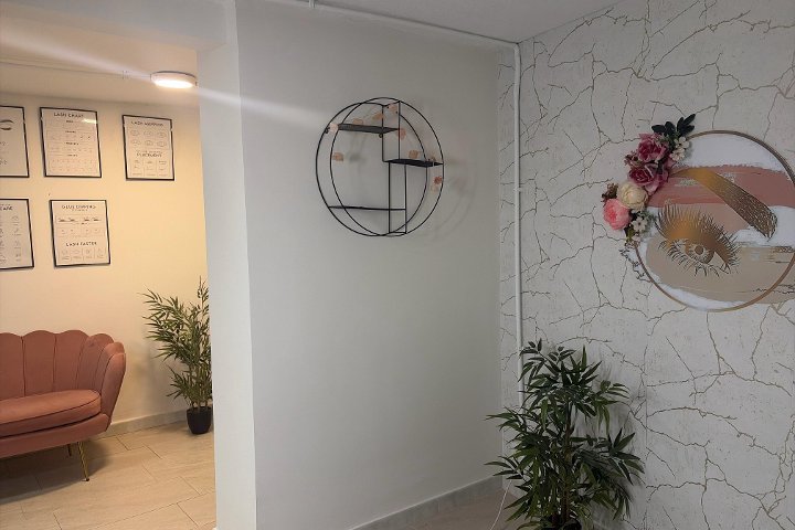 Dhavinia Beauty Bar - Coiffure Huelva - Photo de galerie - OneBooking