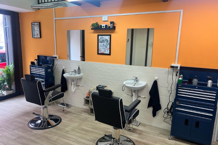 Geeks Barbershop 모 - Barbier Napoli - Photo de galerie - OneBooking