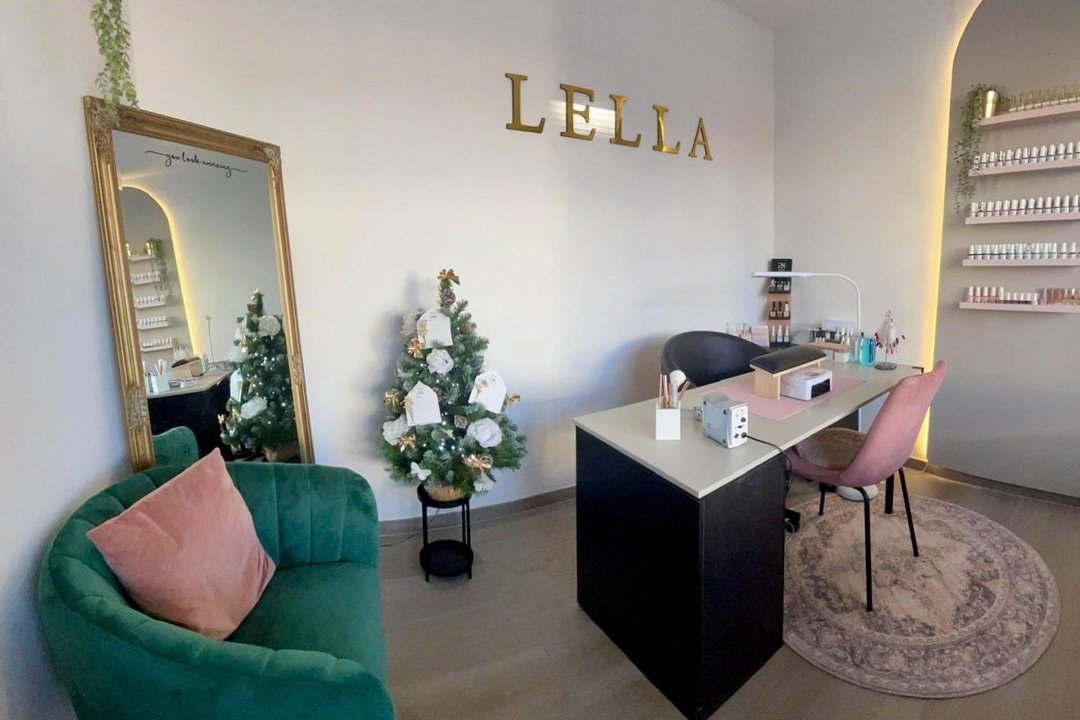 Salon Lella, Nazareth, East Flanders