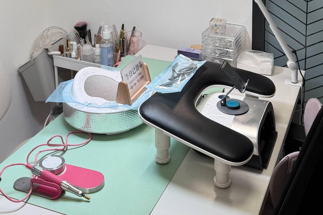 Lottie’s Lab Nails, Oxford Road, Manchester
