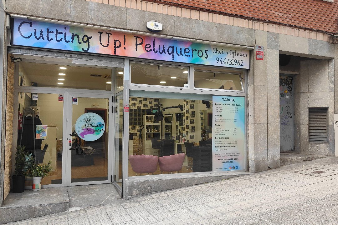 CuttingUP! Peluqueros Santutxu, Santutxu, Bilbao