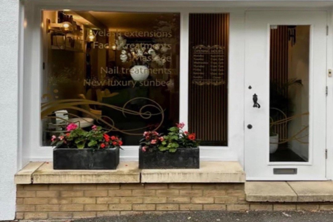 Her Love..Massage & Beauty (Ladies only Salon), Royal Arsenal, London
