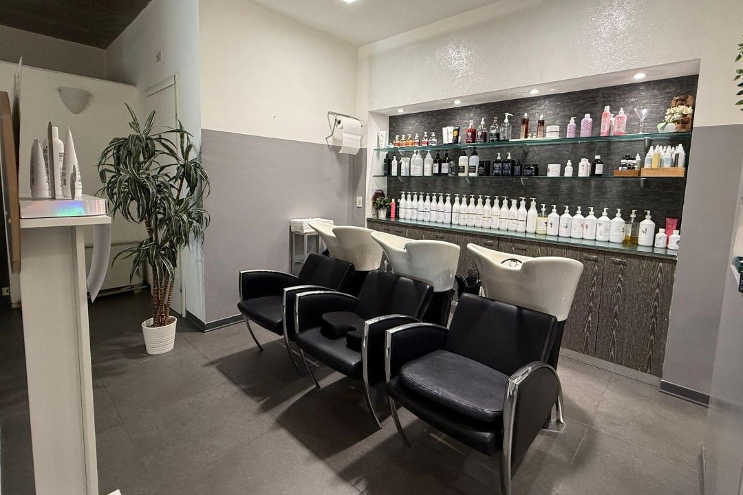 Domina Hair Wellness, Lucca