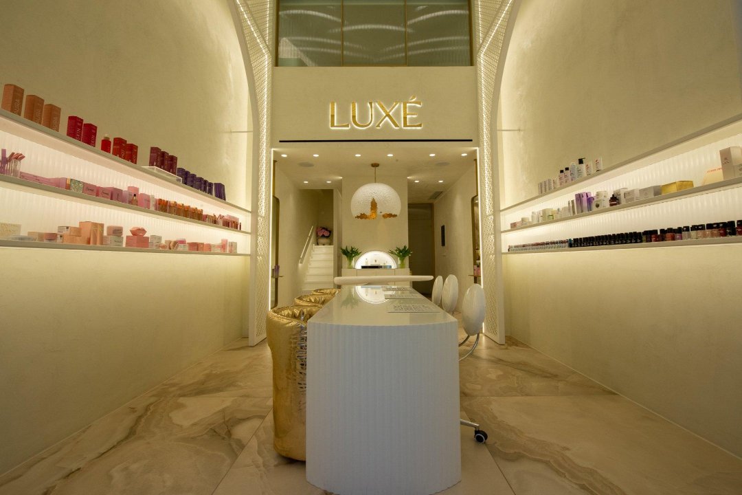 Luxé, Άνω Λιόσια, Αττική