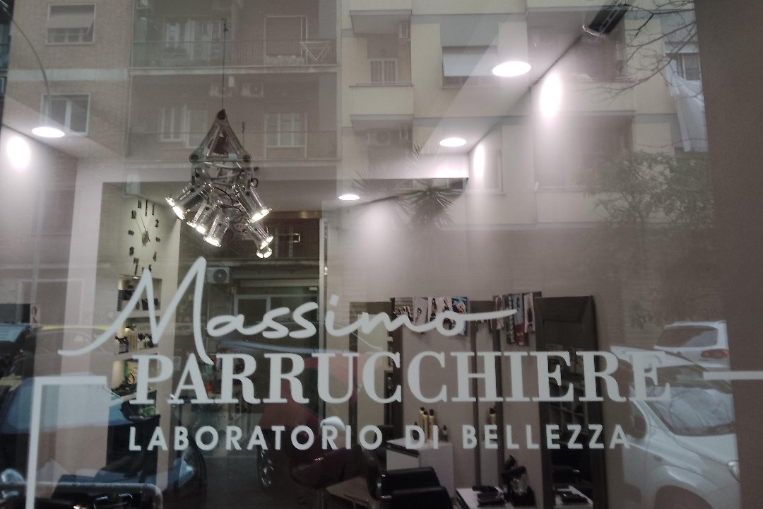 Massimo Parrucchiere, Giulio Agricola, Roma