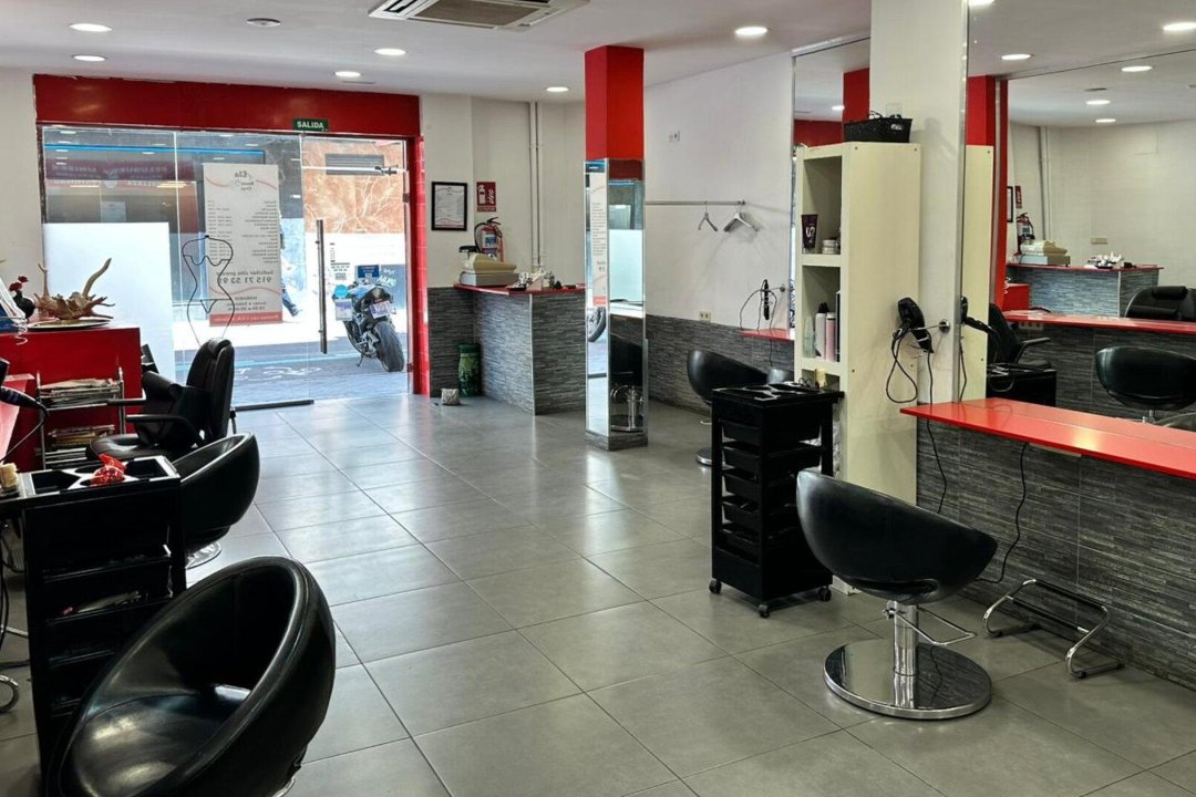 Ela Santa Cruz Peluquería y Estética, Berruguete, Madrid