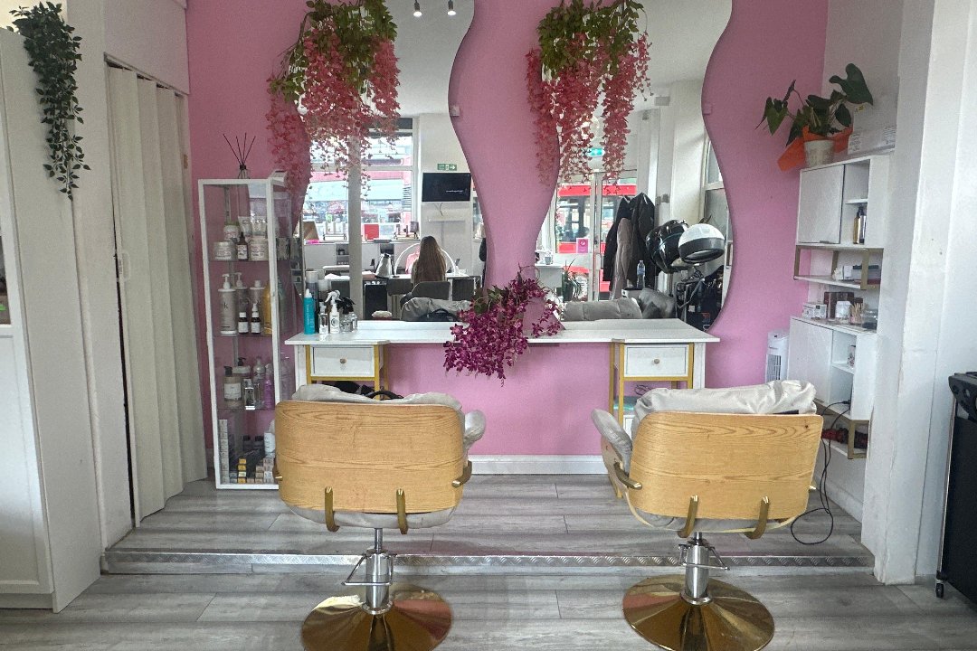 JL Beauty Salon, The Hale, London
