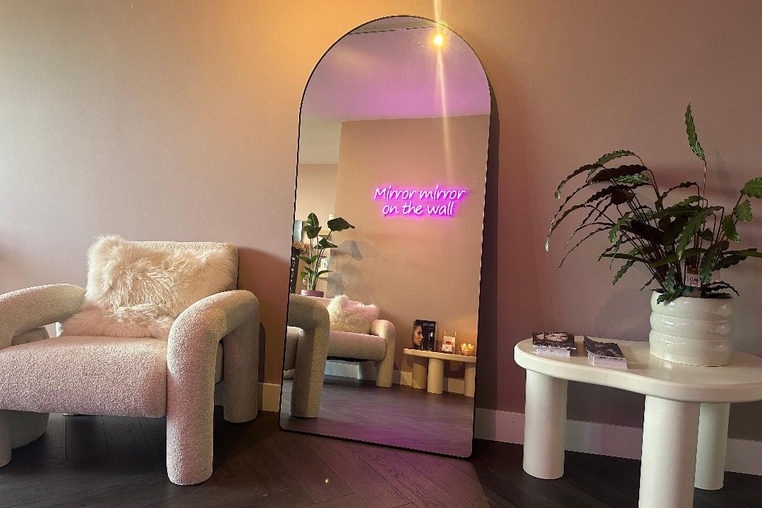 Skin & brows by Anjes , Hartweg, Provincie Utrecht