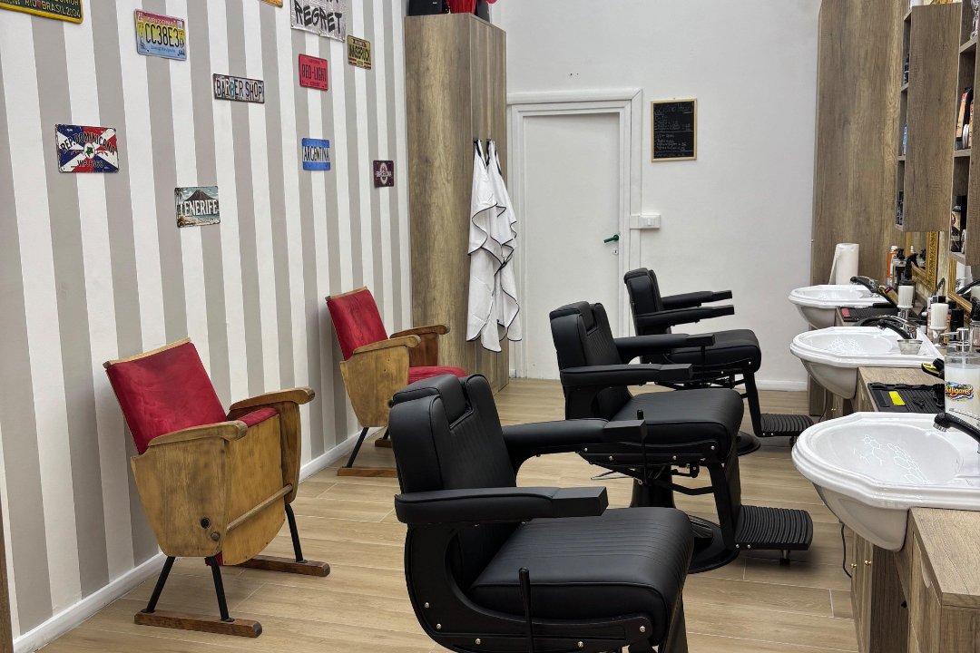 Mr Smooth Barber - San Giovanni, Via Appia Nuova, Roma