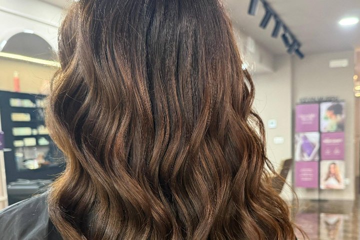 Ushiari Lux Hairdressing Salon - Coiffure Bari BA - Photo de galerie - OneBooking