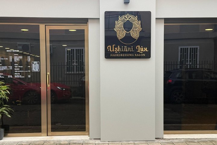 Ushiari Lux Hairdressing Salon - Coiffure Bari BA - Photo de galerie - OneBooking