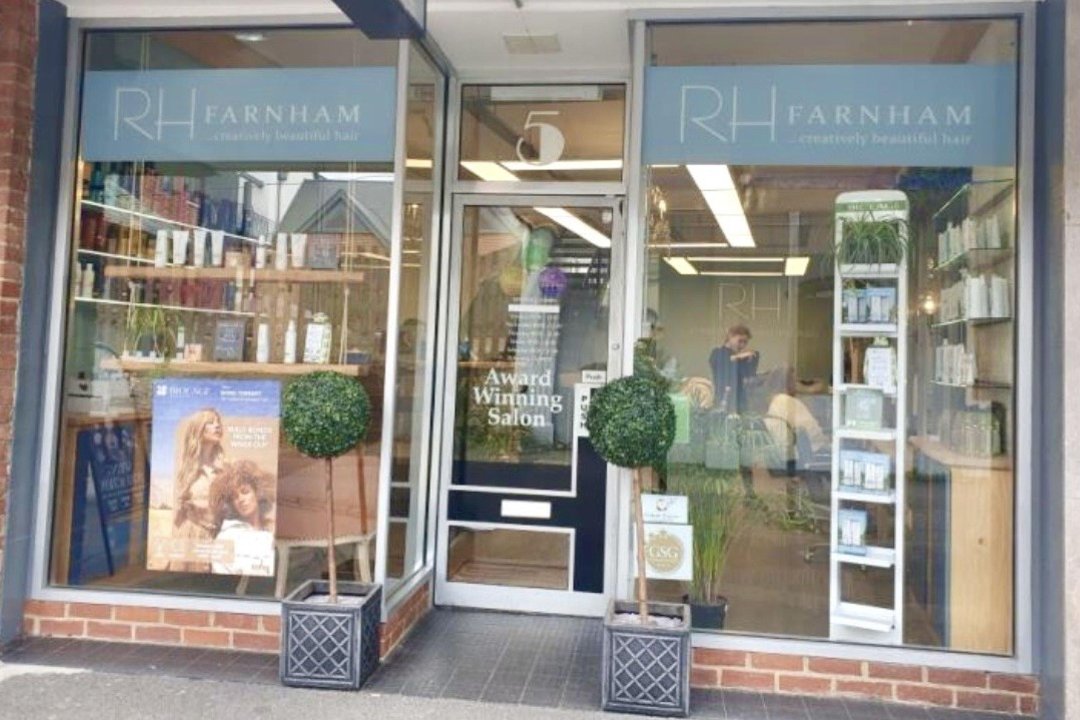 MonVisage, Aldershot, Hampshire