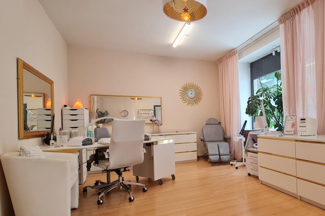 MN Nails Zürich, Stauffacher, Zürich