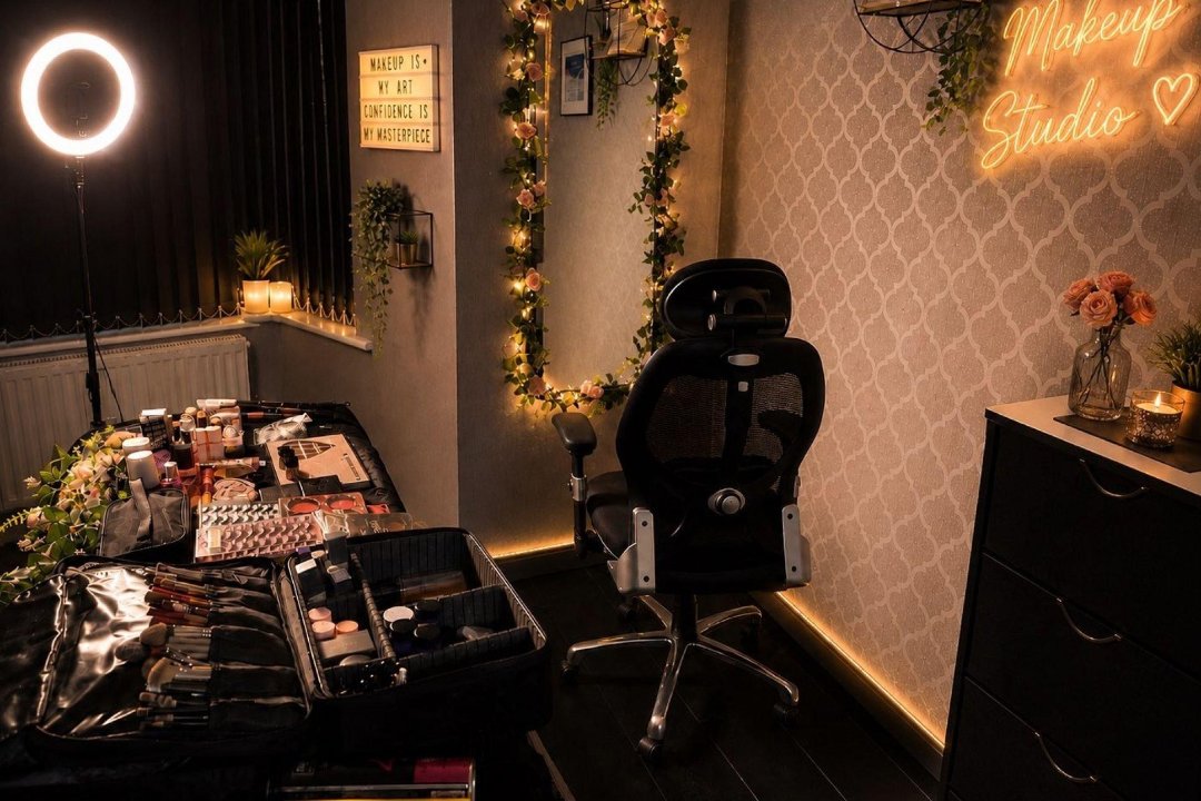 Bliss Beauty & Wellness Lounge, Thornbury, Bradford