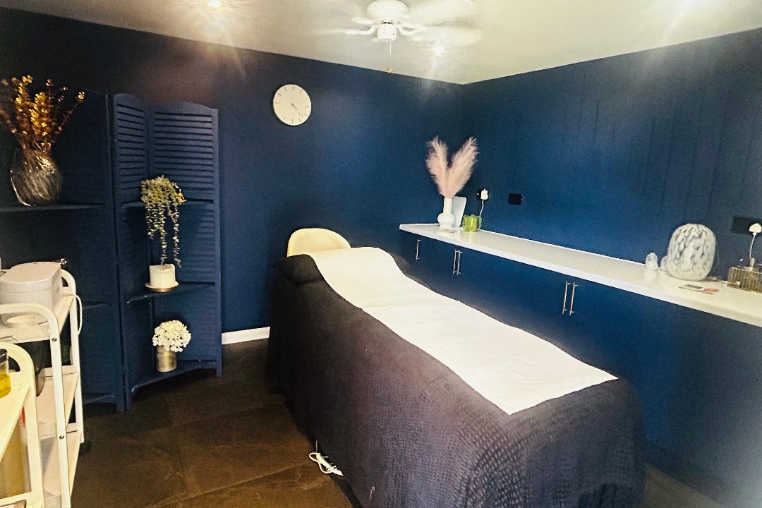 Cosmothetics Aesthetics By Dr Sadia Rashid, Banstead, Surrey