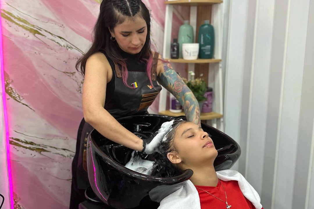 Wildrey Estética y Peluquería, Paseo del Molino, Madrid