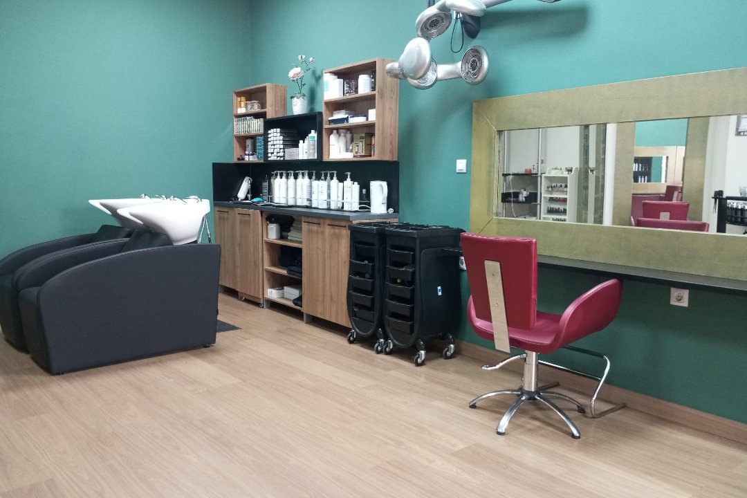 Anabel Rueda Peluquería y Centro Estético, Distrito Municipal, Comunidad de Madrid