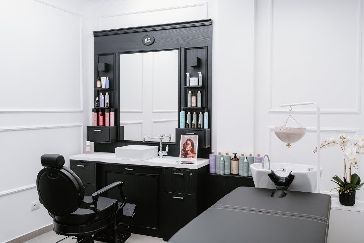 Aura Beauty & Wellness