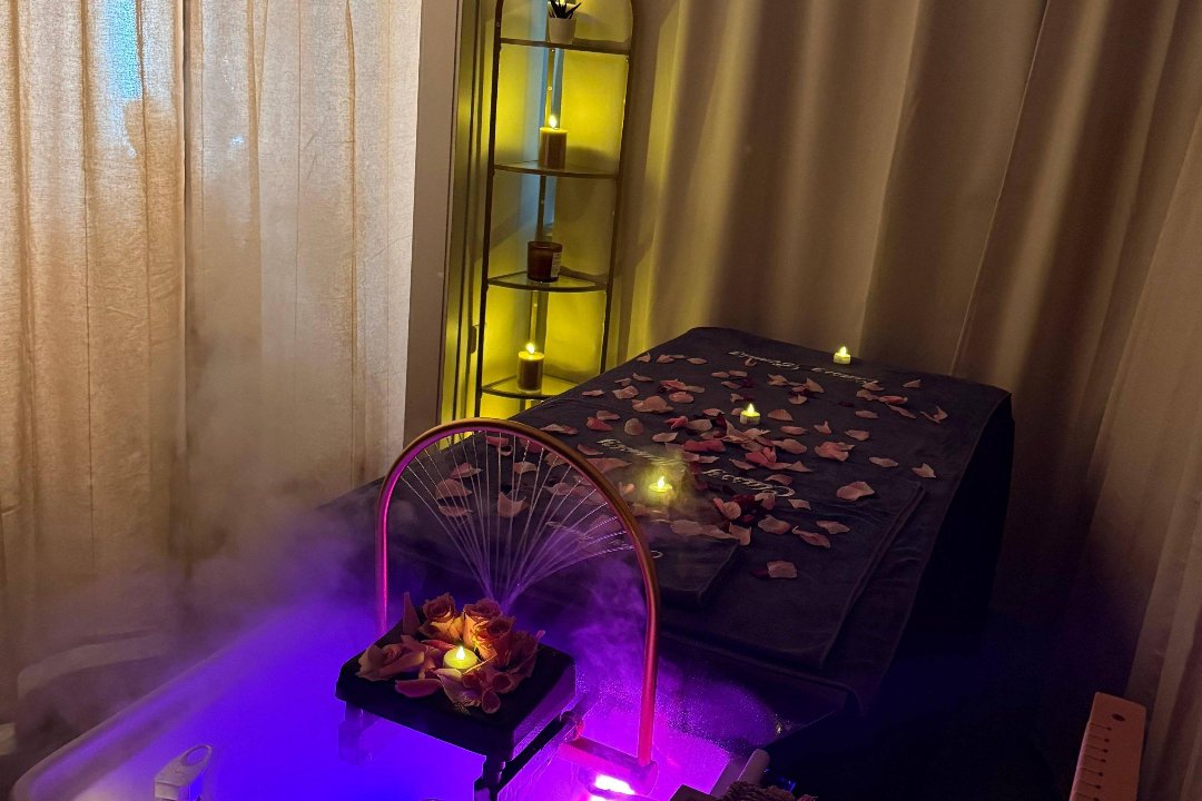 Classy Beauty & Head Spa & Wellness, Mitte, Hannover