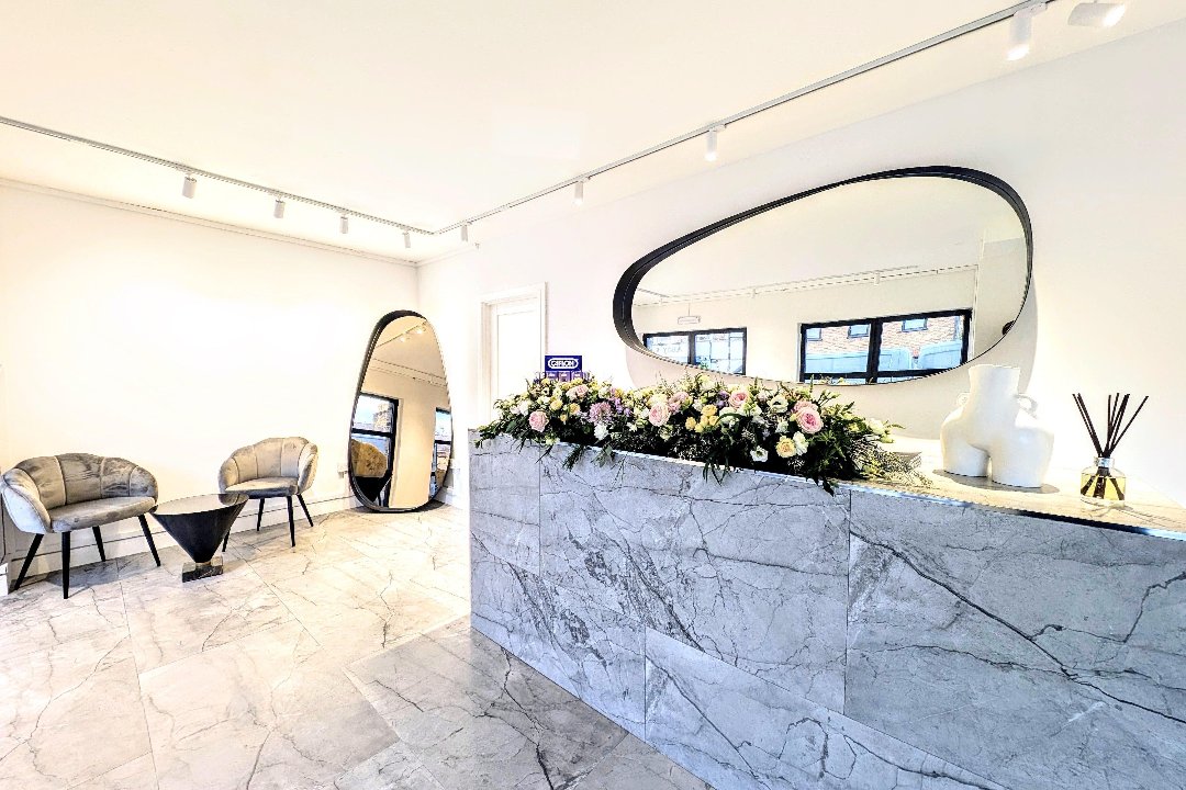Queen of Hearts Salon, Ladbroke Grove, London