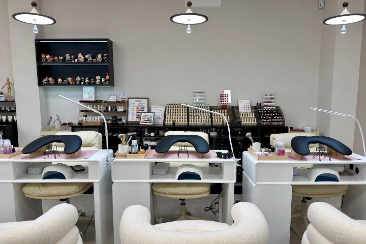 Amati Beauty - Onglerie Ravenna - Photo de galerie - OneBooking