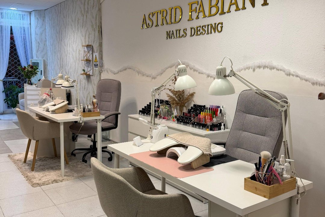 Astrid Fabiany Nails, Agra do Orzán, A Coruña