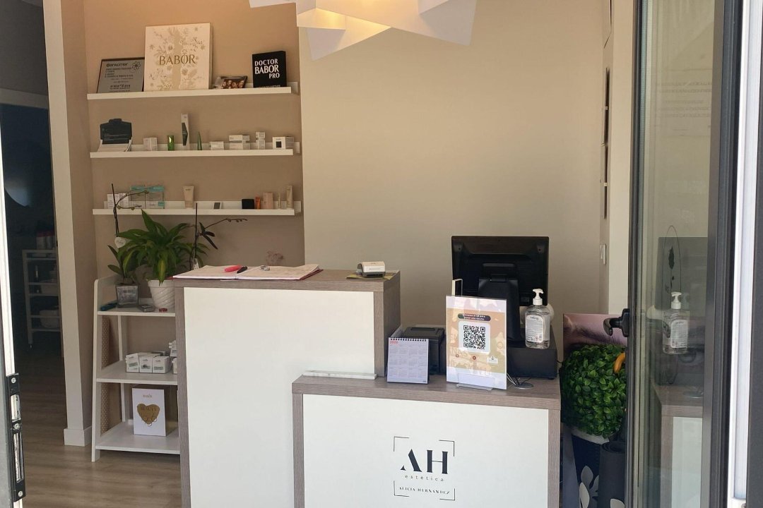 AH Estetica Alicia Hernandez, Zona Rural Este, Vitoria-Gasteiz