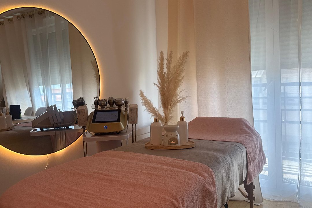 Manai Paris, Suresnes, Hauts-de-Seine