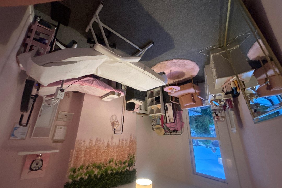 Aesthetics by Aleaya, Mortlake, London