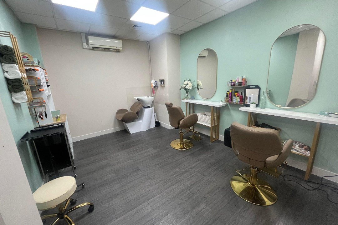 Nails By Emily, Garston, Hertfordshire