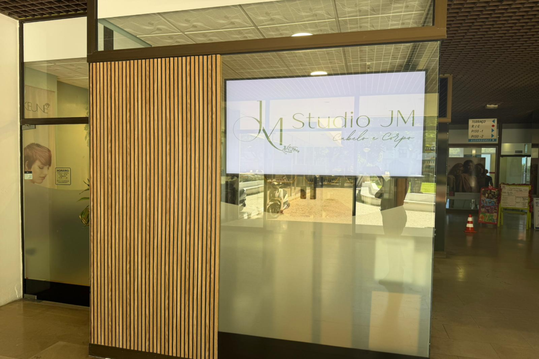 Studio JM Cabelo e Corpo, Antiga Freguesia de Cascais, Distrito de Lisboa