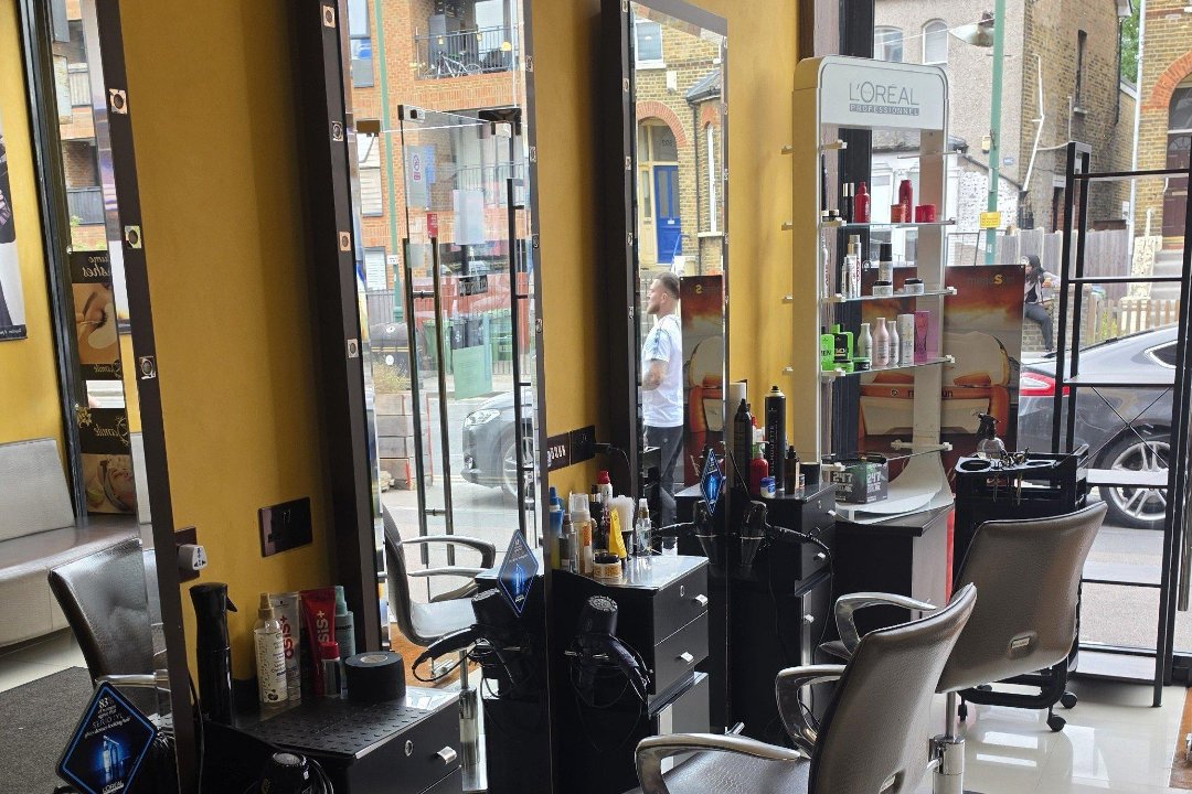 Kamile Hair & Beauty Salon, Leytonstone High Road, London