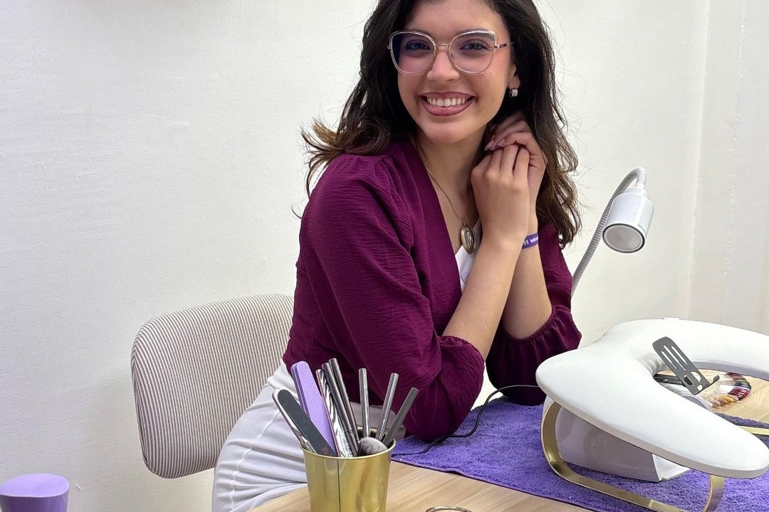 Nails Star By Pupe, Sector Sur - La Palmera - Reina Mercedes, Sevilla