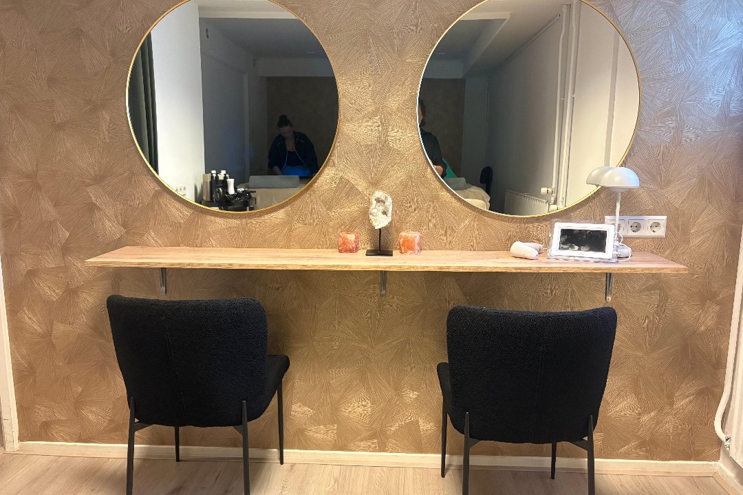 Headspa Haarlem , Van Zeggelenbuurt, Haarlem