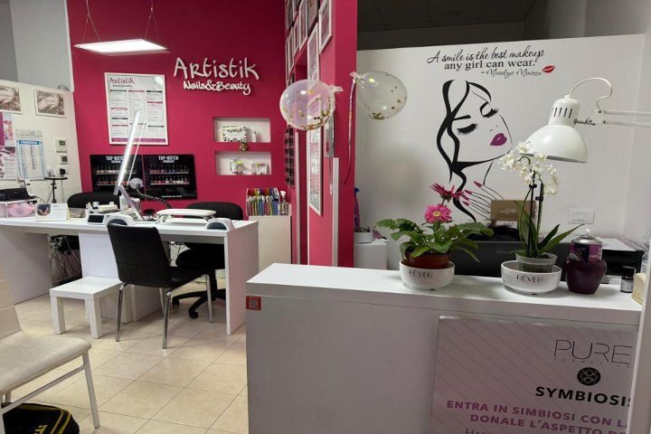 Artistik Nails & Beauty - Onglerie Pescara - Photo de galerie - OneBooking