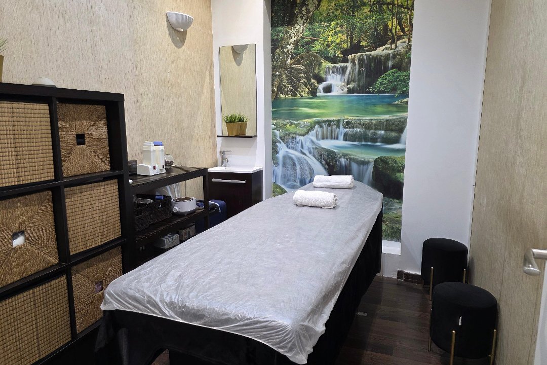 Zasil Ha Spa, Monte el Pinar, Comunidad de Madrid